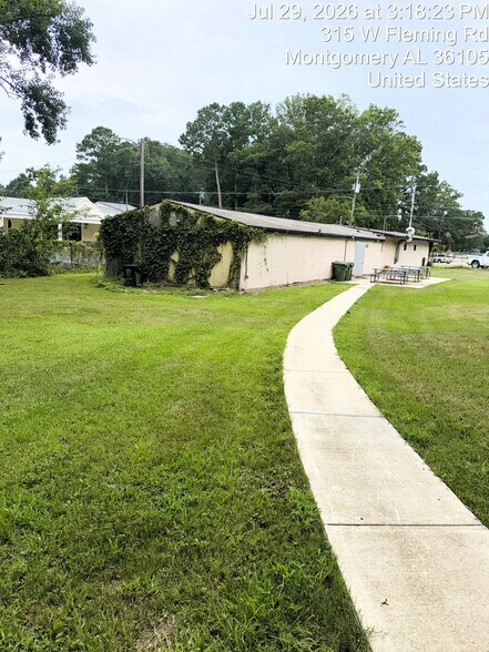More Photos Of 315 W Fleming Rd, Montgomery Flex For Lease