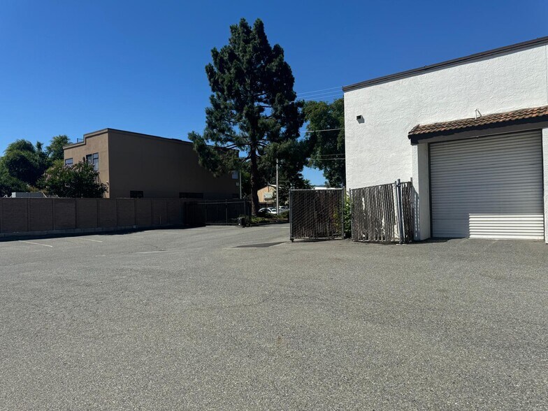 More Photos Of 1868-1872 Stone Ave, San Jose Manufacturing For Lease