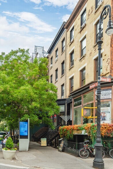 More Photos Of 130 Montague St, Brooklyn Apartments For Sale