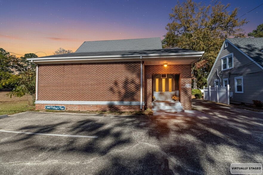 Primary Photo Of 1505 E Ash St, Goldsboro Office For Sale
