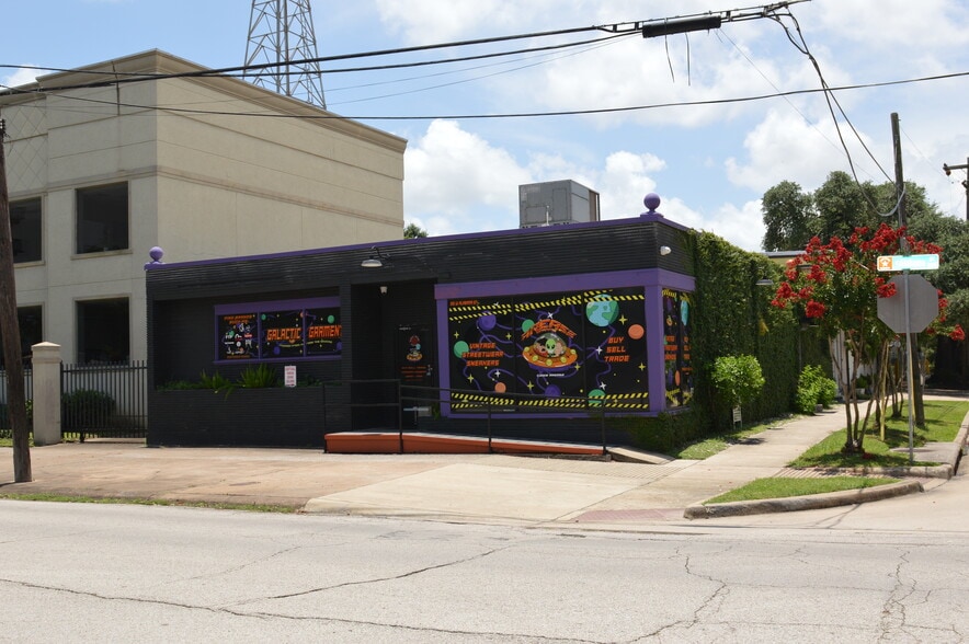 More Photos Of 3803 Bute St, Houston Storefront Retail Residential For Lease