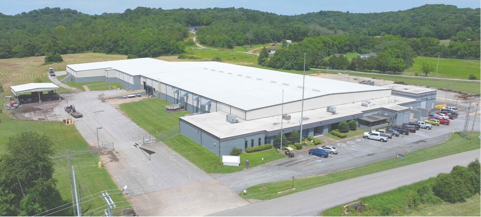 Primary Photo Of 450 Bennett Dr, Pulaski Manufacturing For Sale