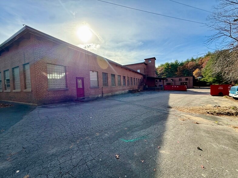 More Photos Of 97 Mendon St, Bellingham Industrial For Lease