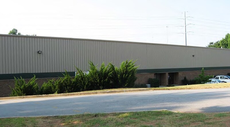 More Photos Of 104 N Kings Ct, Greenville Warehouse For Lease