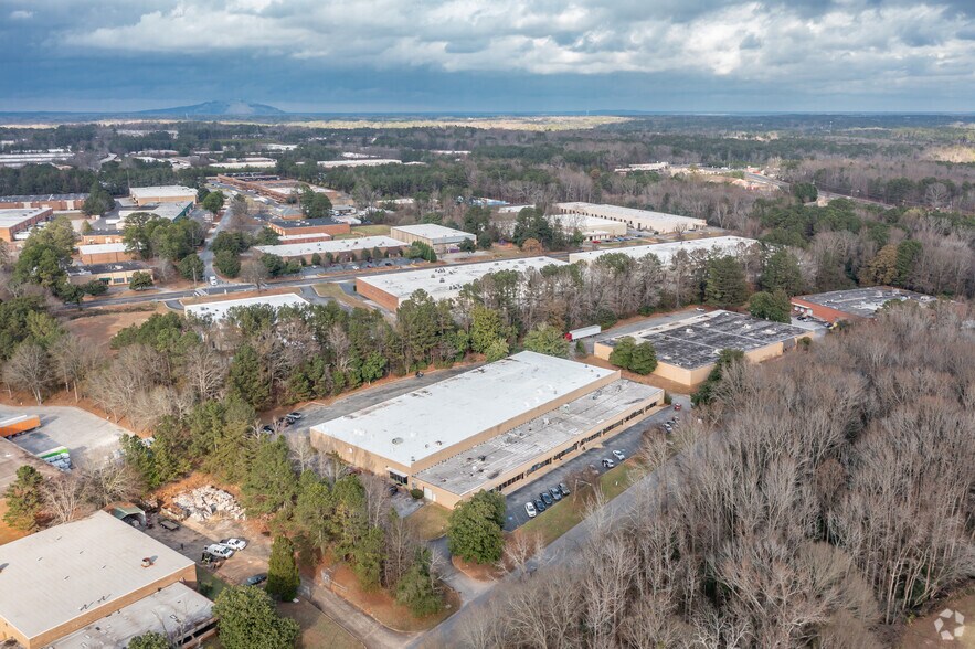 More Photos Of 5304 Panola Industrial Blvd, Decatur Distribution For Lease