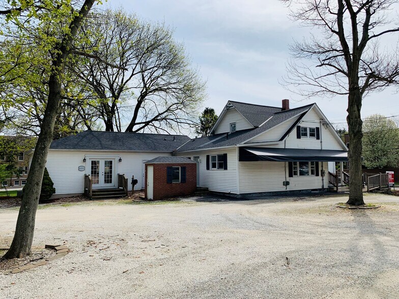 More Photos Of 3527 Darrow Rd, Stow Office For Sale
