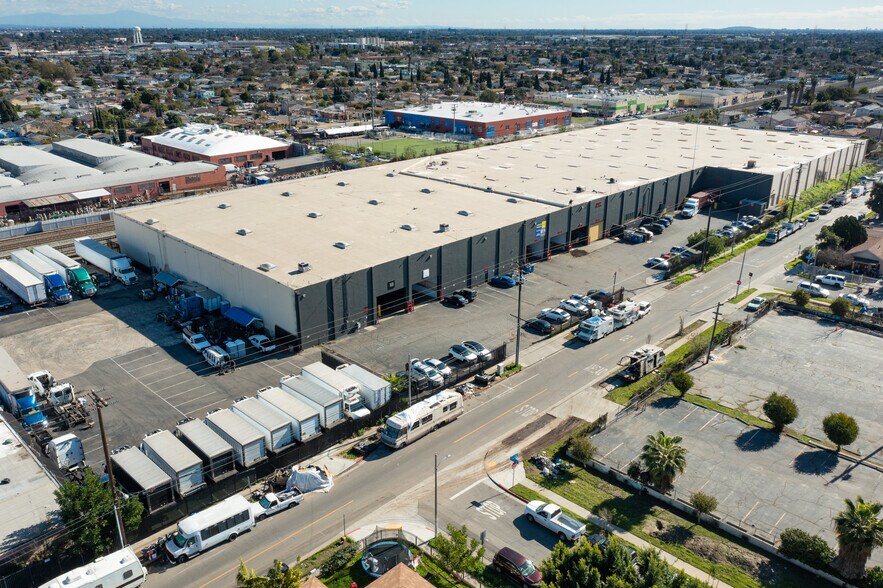Primary Photo Of 8122 Maie Ave, Los Angeles Warehouse For Sale