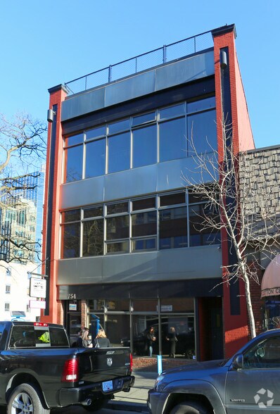 More Photos Of 754 Broughton St, Victoria Office For Lease