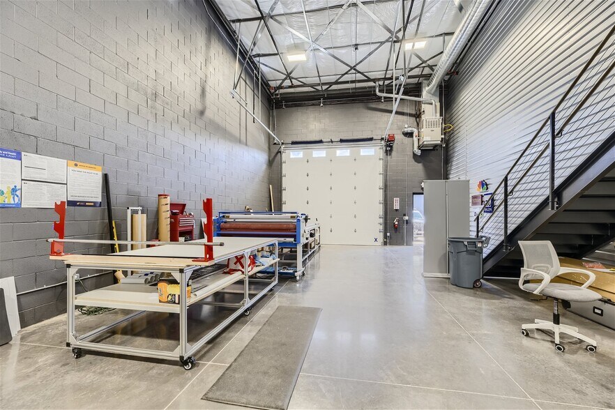 More Photos Of 1010 S Interstate Rd, Castle Rock Showroom For Sale