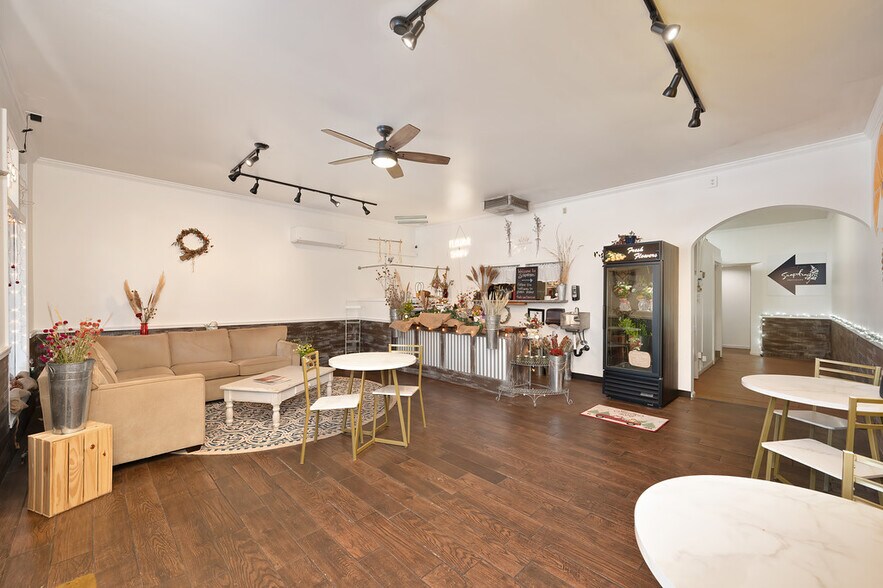 More Photos Of 38 N Main St, Colfax Restaurant For Sale