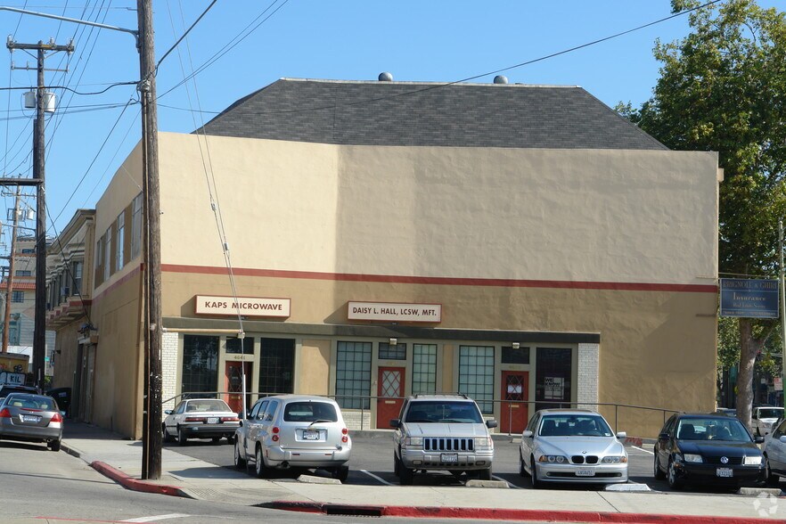 More Photos Of 4609-4695 Telegraph Ave, Oakland Office For Lease