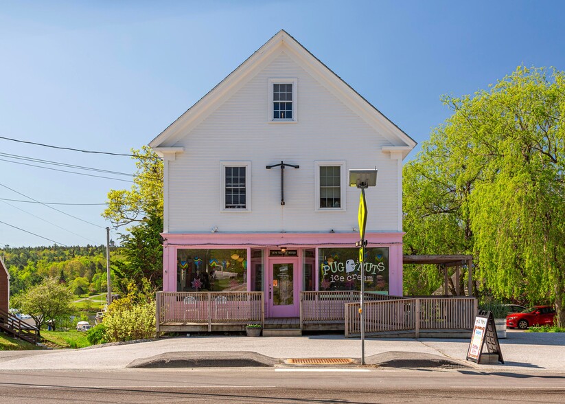 More Photos Of 1276 Surry Rd, Surry Freestanding For Sale