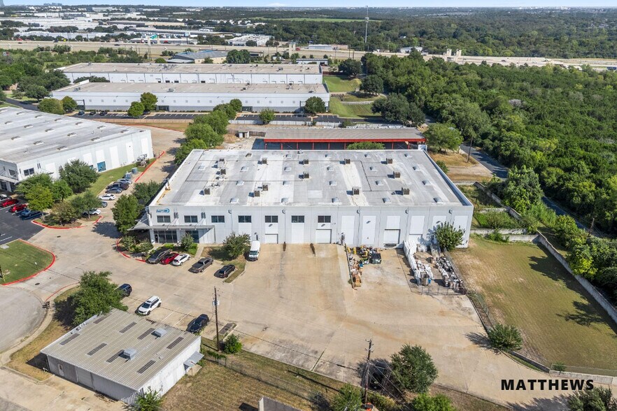 More Photos Of 8115 Altoga Dr, Austin Warehouse For Lease