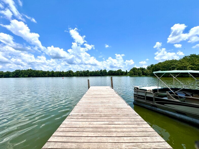 More Photos Of 1424 Fisherman Dr, Ferriday Hotel For Sale