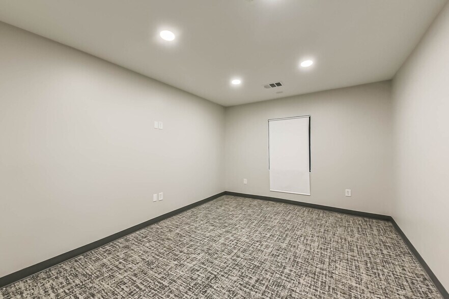 More Photos Of 4608 Nolda St, Houston Loft Creative Space For Lease