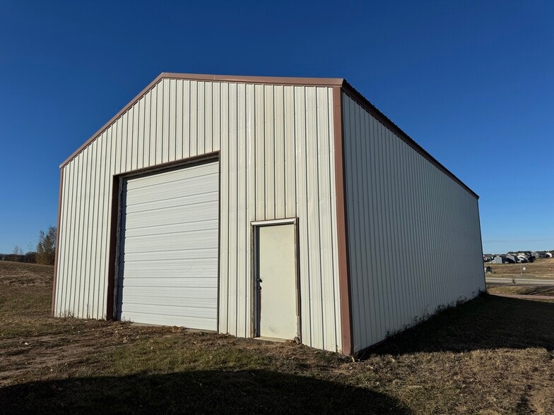 More Photos Of 1000 Enterprise ave, Sioux Falls Industrial For Lease