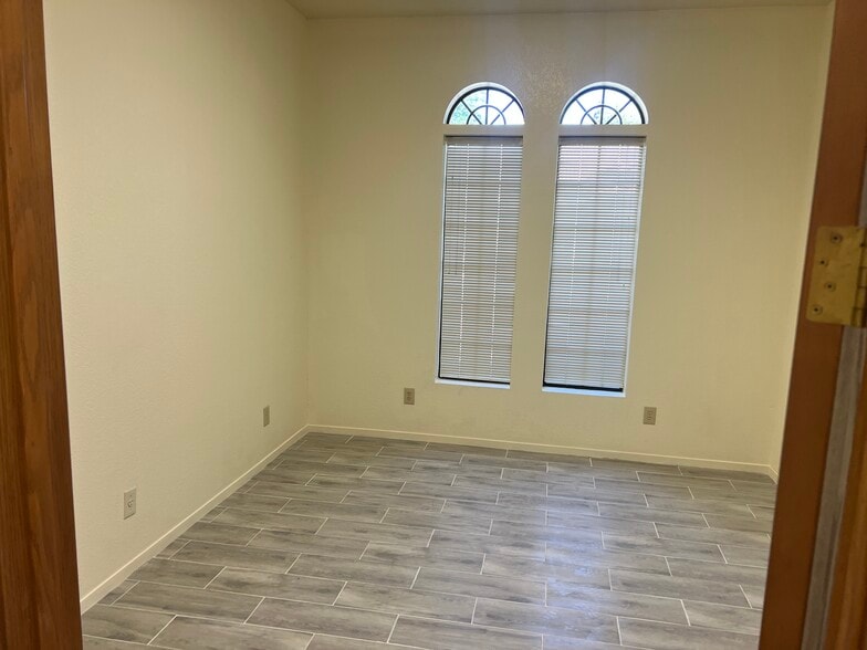 More Photos Of 2145 O St, Merced Office For Sale