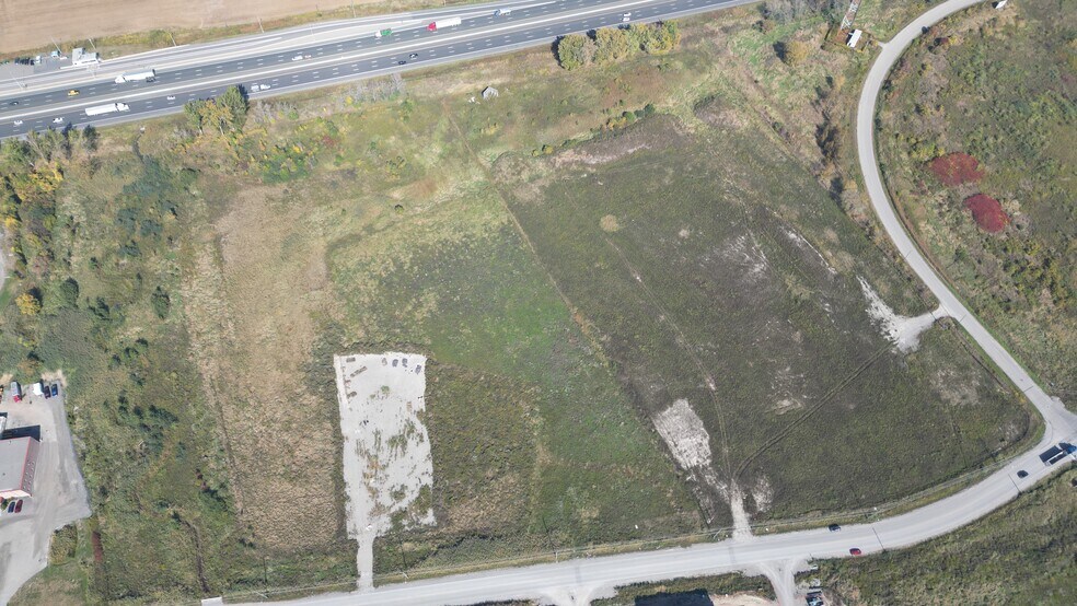 More Photos Of 540 Lake Rd, Bowmanville Warehouse For Sale