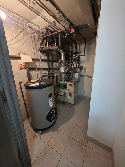More Photos Of 145-20 14th Ave, Whitestone Freestanding For Sale