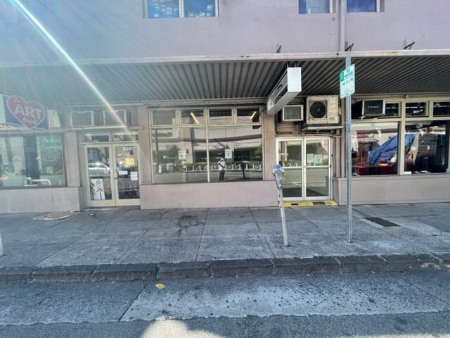 More Photos Of 1249-1253 S Beretania St, Honolulu Storefront Retail Office For Lease