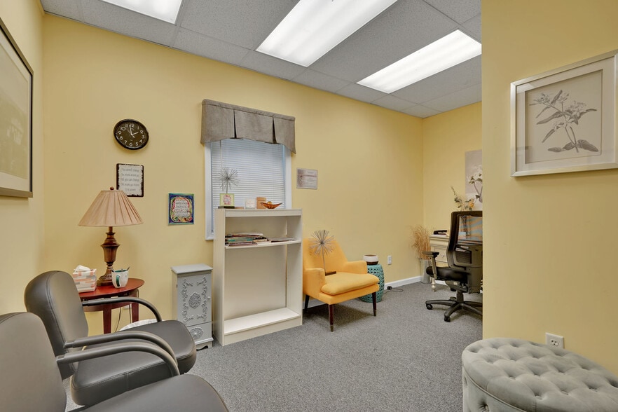 More Photos Of 1466 Hooper Ave, Toms River Medical For Lease