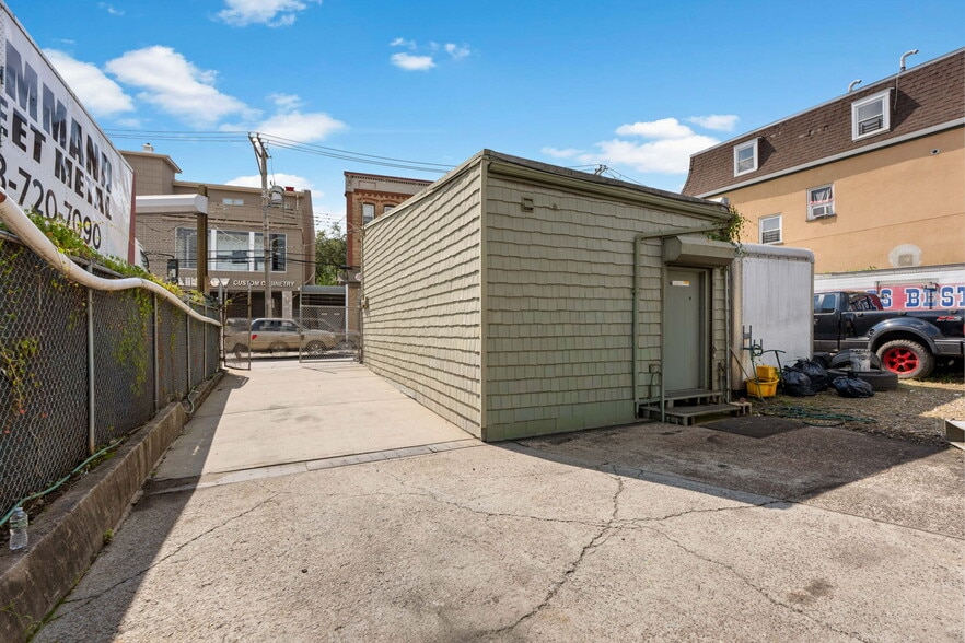 More Photos Of 1947-1949 Richmond Ter, Staten Island Industrial For Sale