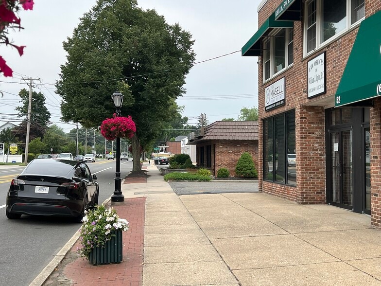 More Photos Of 52-54 Broadway, Greenlawn Storefront Retail Office For Lease