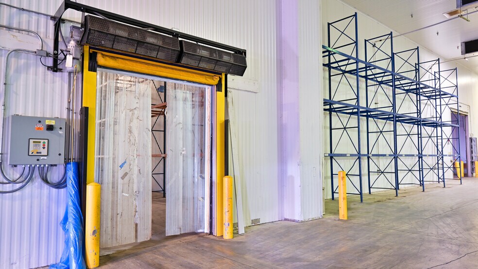 More Photos Of 347 N 43rd Rd, Mendota Food Processing For Lease