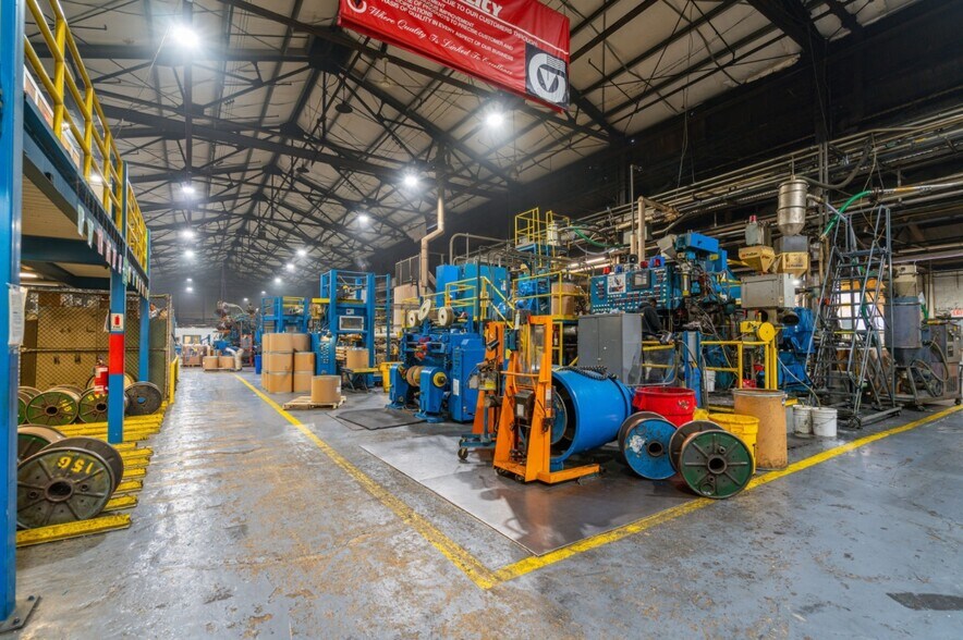 More Photos Of 621 Dana St NE, Warren Manufacturing For Lease