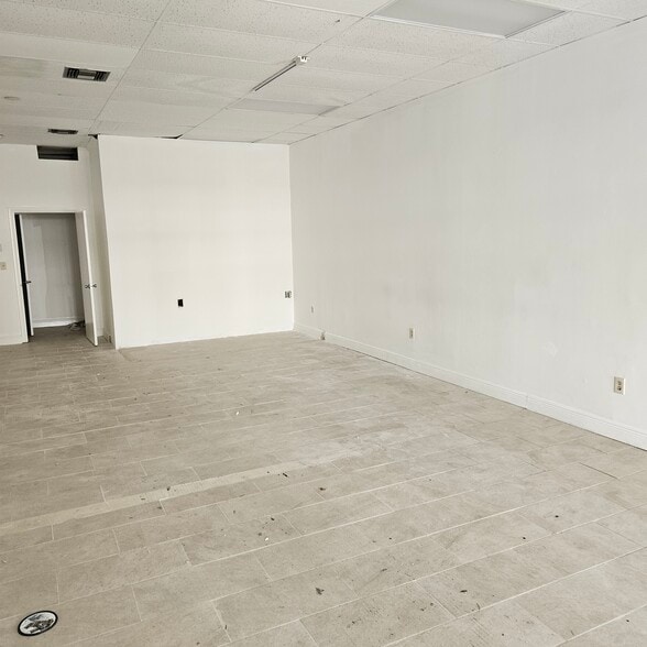 More Photos Of 3100-3150 N Federal Hwy, Lighthouse Point Unknown For Lease