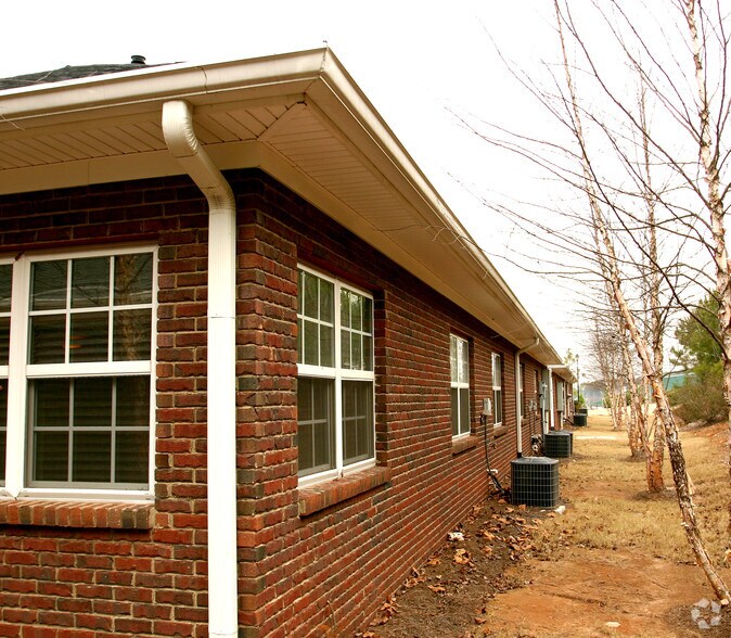 More Photos Of 3209 S Cherokee Ln, Woodstock Office For Lease