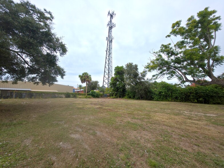 More Photos Of 958 Howard Ave, Dunedin Land For Sale