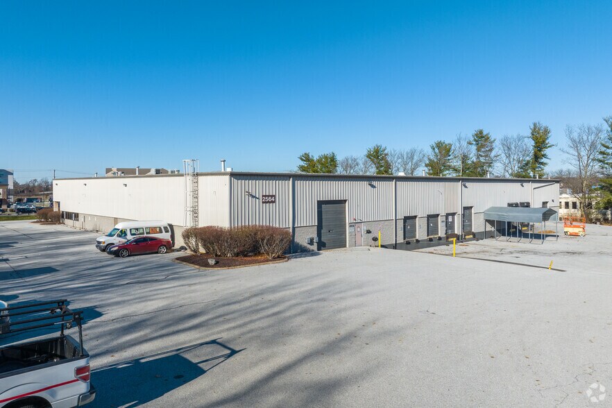 More Photos Of 2564 Boulevard of the Generals, Norristown Light Distribution For Lease