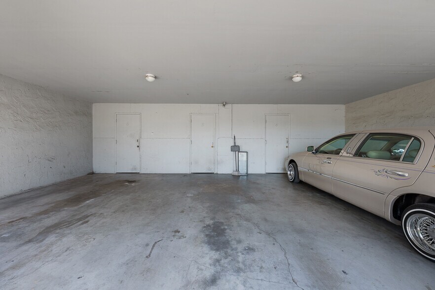 More Photos Of 1155 Evans Dr, Santa Rosa Apartments For Sale