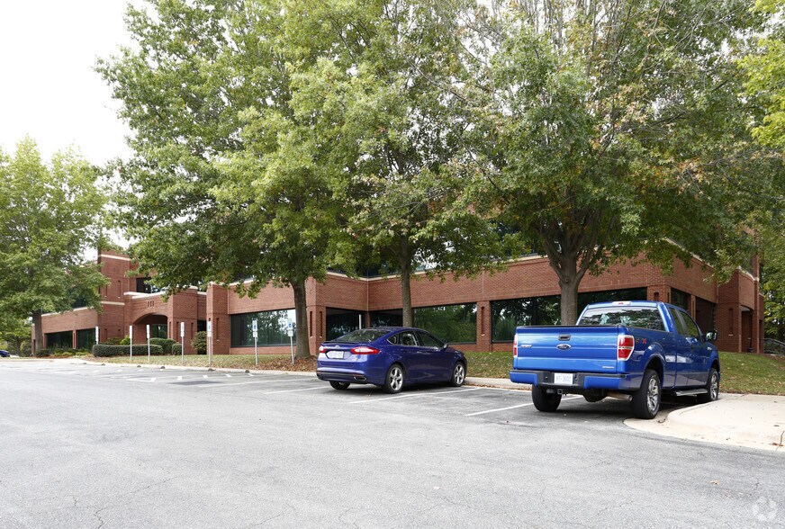 More Photos Of 1130 Situs Ct, Raleigh Office For Lease