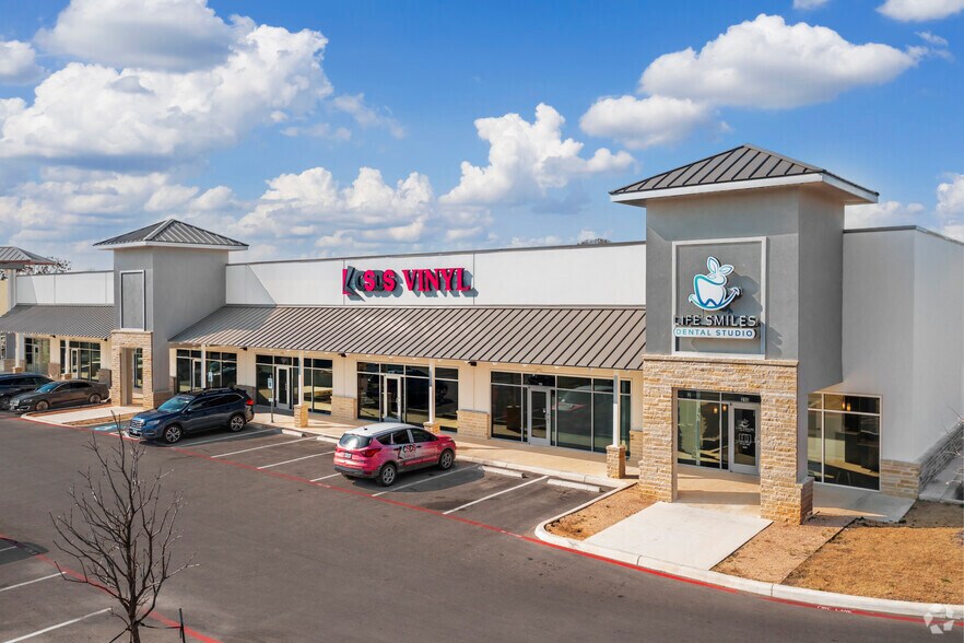 Primary Photo Of 9703 Bandera Rd, San Antonio Health Club For Lease