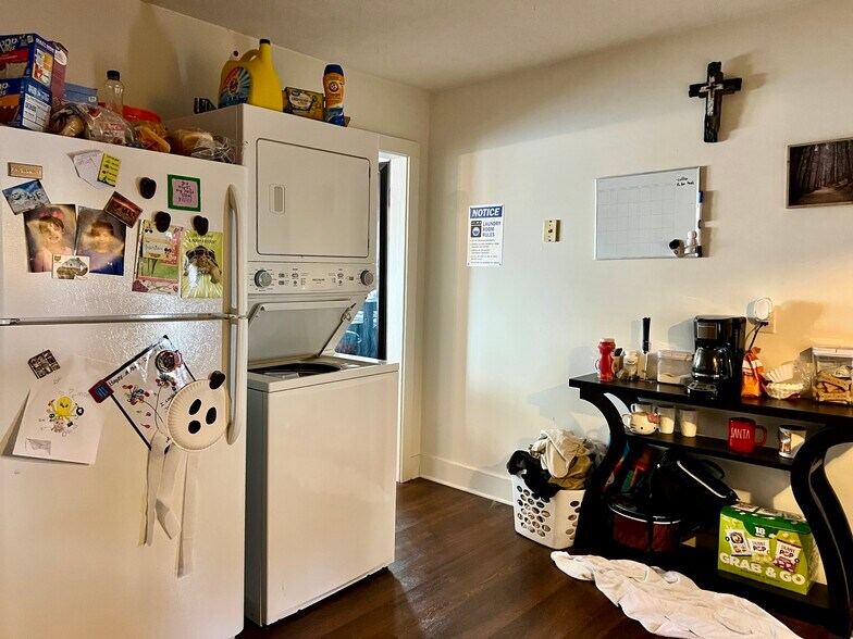 More Photos Of 308 Low St, Bloomington Apartments For Sale