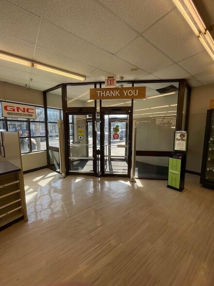 More Photos Of 101 Main St, Sayville Drugstore For Sale