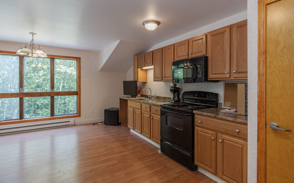 More Photos Of 608 Francestown Rd, Bennington Apartments For Sale