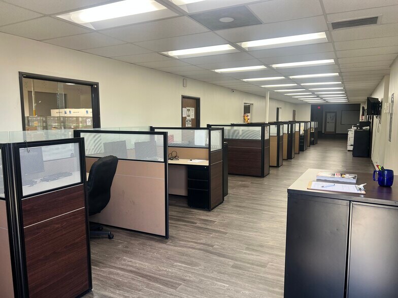 More Photos Of 8320-8350 Isis Ave, Los Angeles Warehouse For Lease