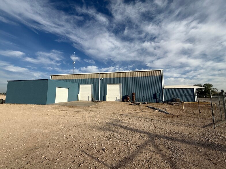 More Photos Of 5808 Farm to Market 1788, Midland Warehouse For Lease