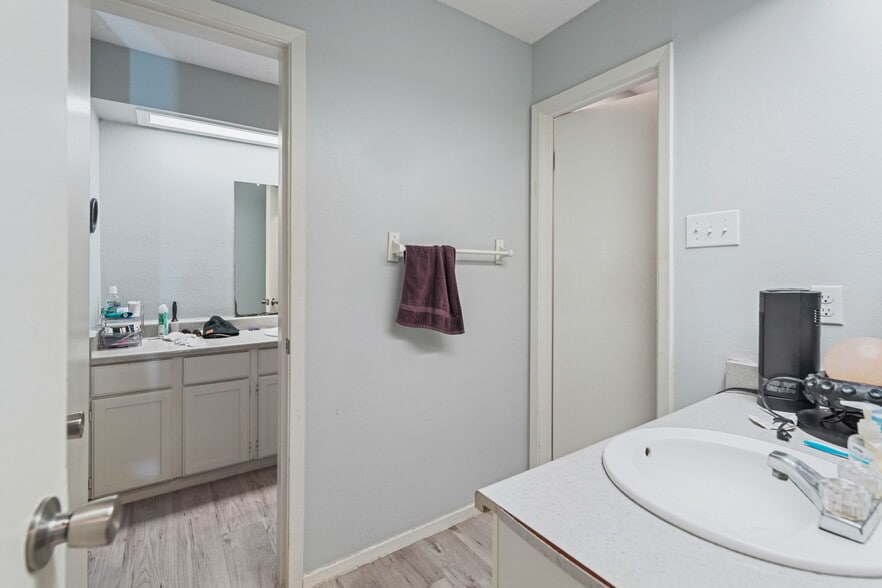 More Photos Of 6205 Wilderock Dr, Corpus Christi Multifamily For Sale