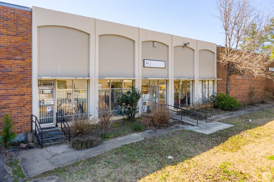 More Photos Of 4747 Granite Dr, Tucker Warehouse For Sale