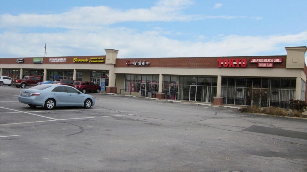 More Photos Of 2310-2320 W Owen K Garriott Rd, Enid Storefront For Lease