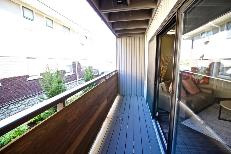 More Photos Of 4916 Grand Ave, Kansas City Apartments For Sale