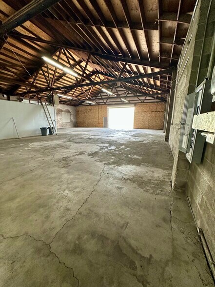 More Photos Of 612 Buena Vista Ave, Stockton Warehouse For Lease