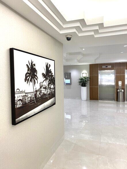 More Photos Of 2101 NW Corporate Blvd, Boca Raton Office For Lease
