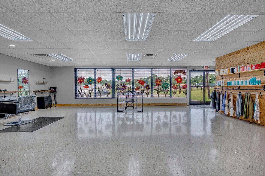 More Photos Of 38178 Us Highway 231, Ashville Freestanding For Sale