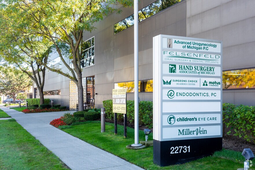More Photos Of 22731 Newman St, Dearborn Office For Sale