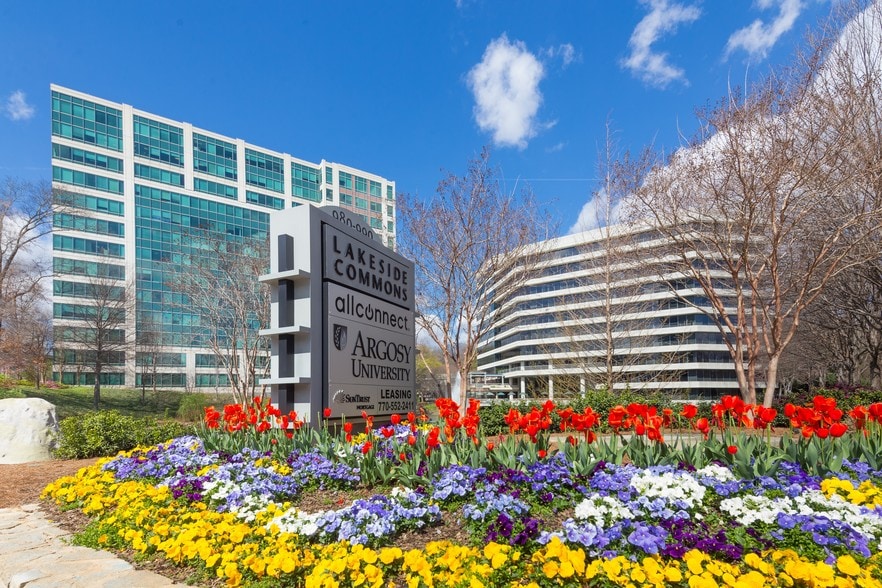 More Photos Of 980 Hammond Dr NE, Atlanta Office For Lease